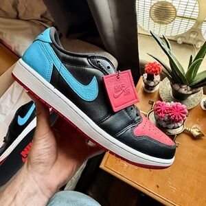 Air Jordan 1 low OG- NC to CHI (Women’s) DEADSTOCK